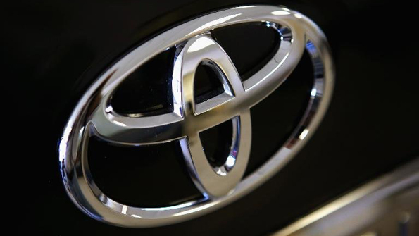 Toyota Chairman Calls For More Hybrids in US