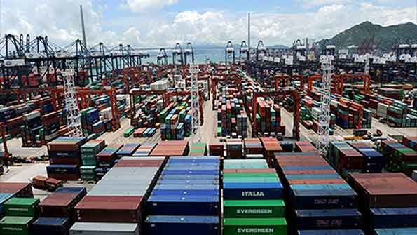 China Exports Grow Strongly on US Europe Demand