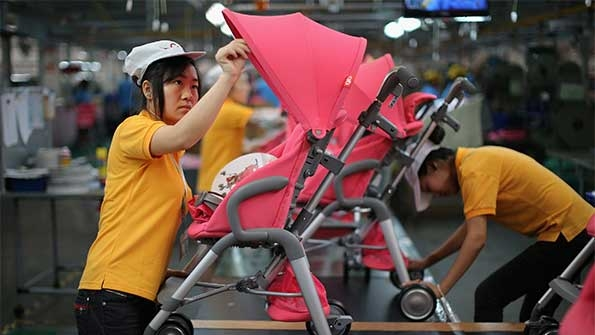 Chinas Growth in Manufacturing Hits Eightmonth Low