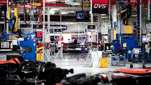 A factory floor full of newer manufacturing technology