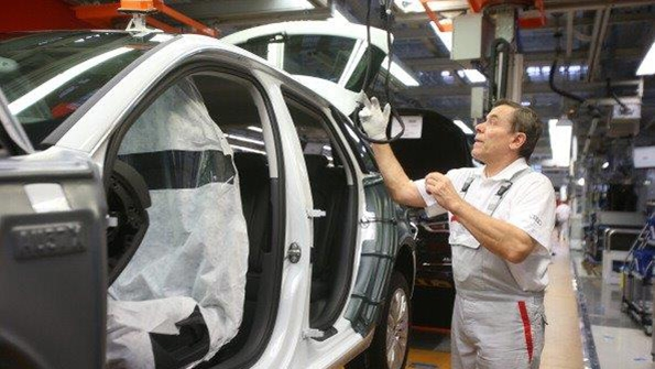 Orders for US Capital Goods Unexpectedly Dropped in May