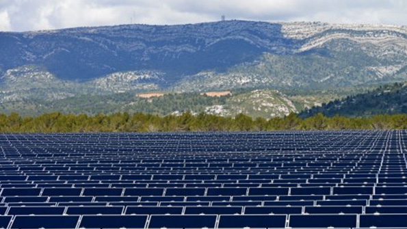 Saudis Seek Up to 50 Billion in RenewableEnergy Expansion