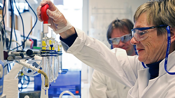 Akzo Nobel lab researcher