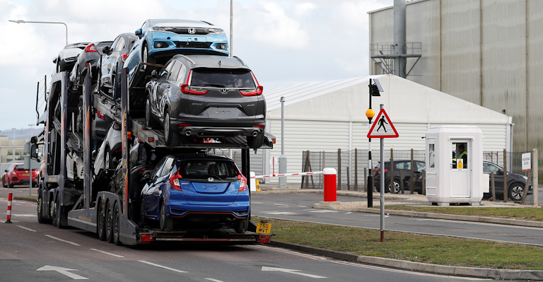 Uk To Ensure No Brexit Cliff Edge For Carmakers Minister Says