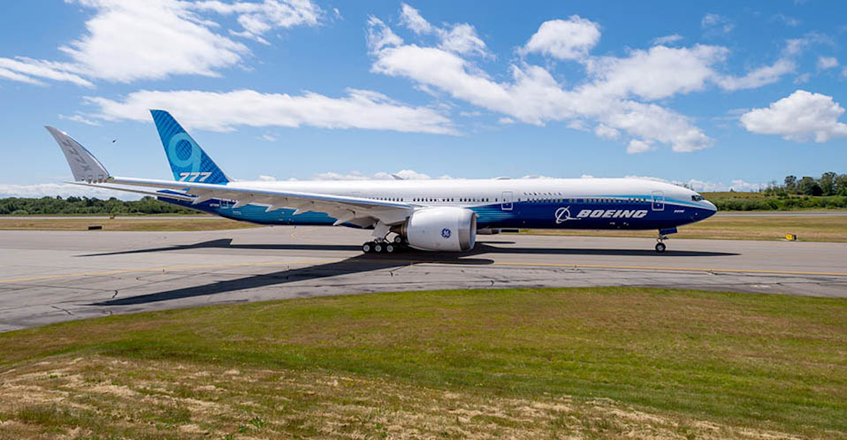 Boeing 777x Takes First Flight Into Troubled Skies For Jumbos Industryweek