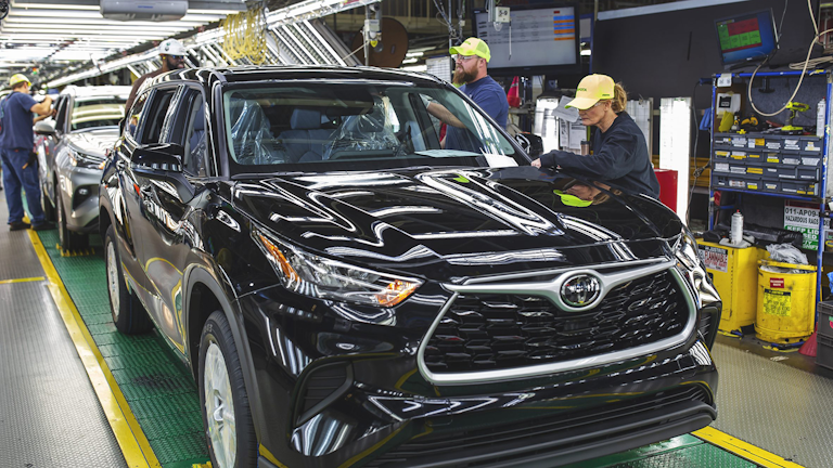 Car Dealerships In Indiana >> Toyota Bucks The Auto Slowdown With 700 Million Suv Car Dealerships In Indiana >> Toyota Bucks The Auto Slowdown With 700 Million Suv
