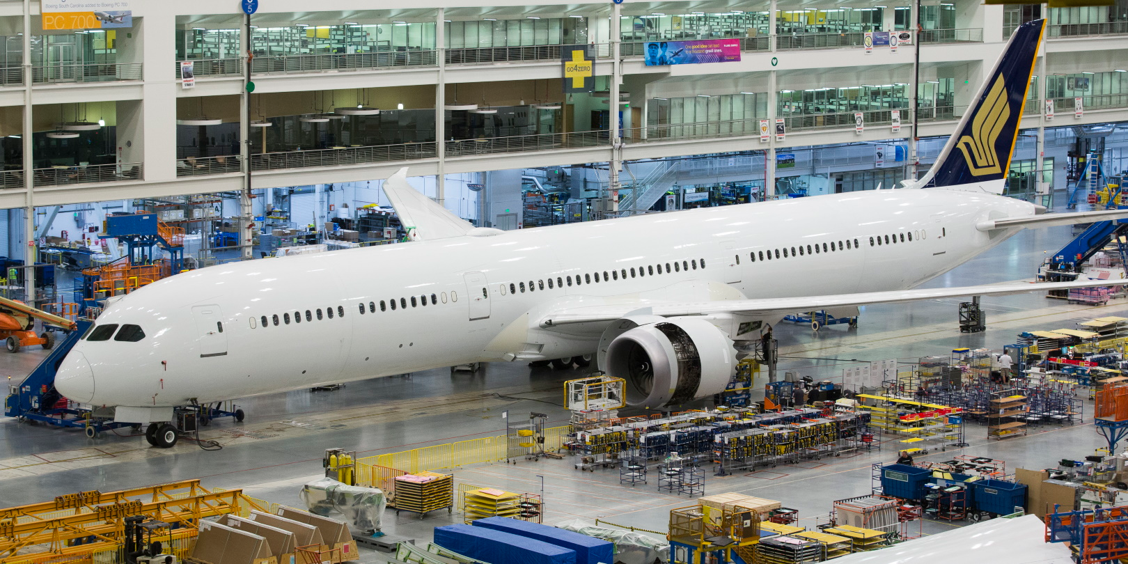 Singapore 787 10 004 5ebc1d3b4e78a