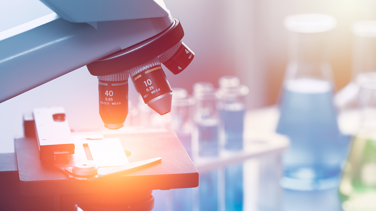 Microscope Medical Research Id 117615504 C Korn Vitthayanukarun Dreamstime 5e8367355a0a6 5ee2981534e1a