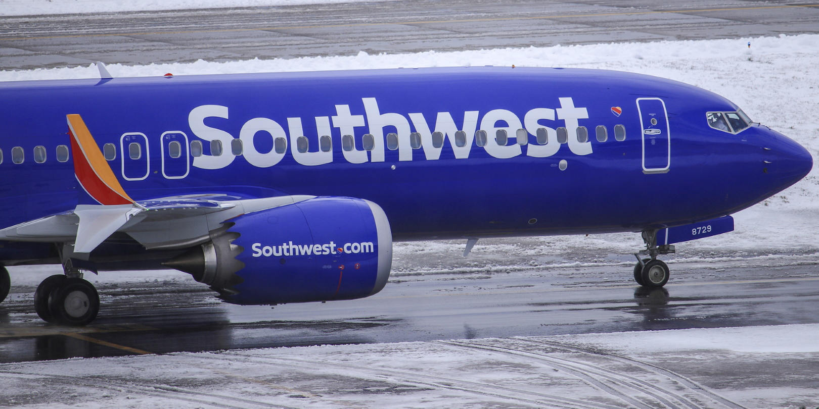 Southwest Airlines Boeing 737 Max 8 Taxiing To The Gate After Landing At Portland International Egurzhui Dreamstime 6062b2a309e58