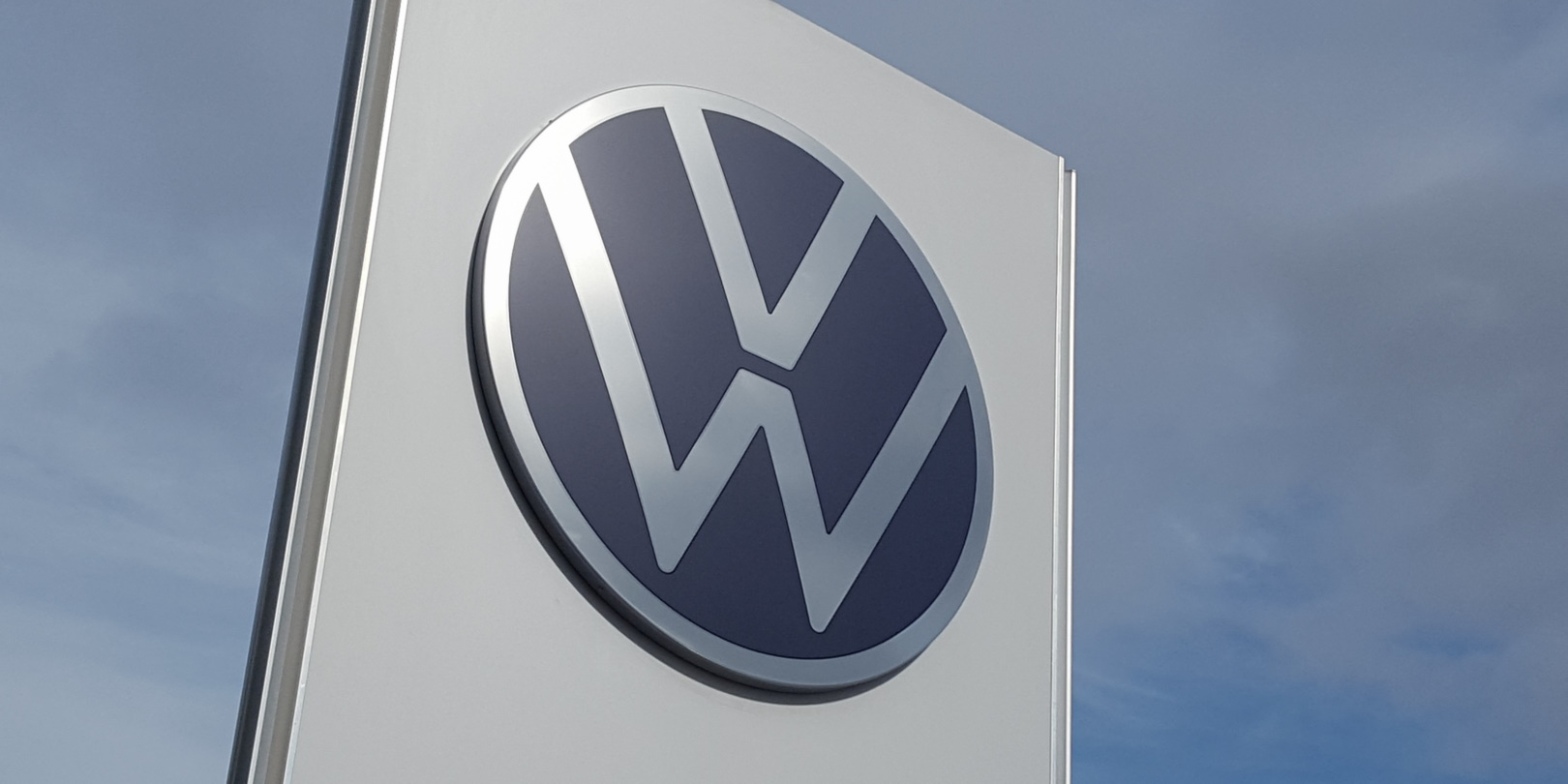 Volkswagen New Dealership Sign Logo Store Of German Automaker Shop Sylvain Robin Dreamstime 605b66ada809d