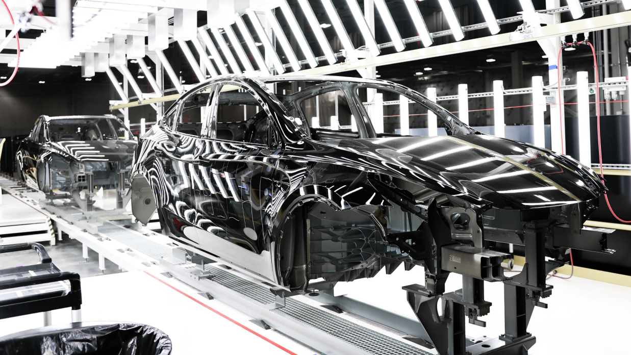 Tsla Model Y 6170969cae82f