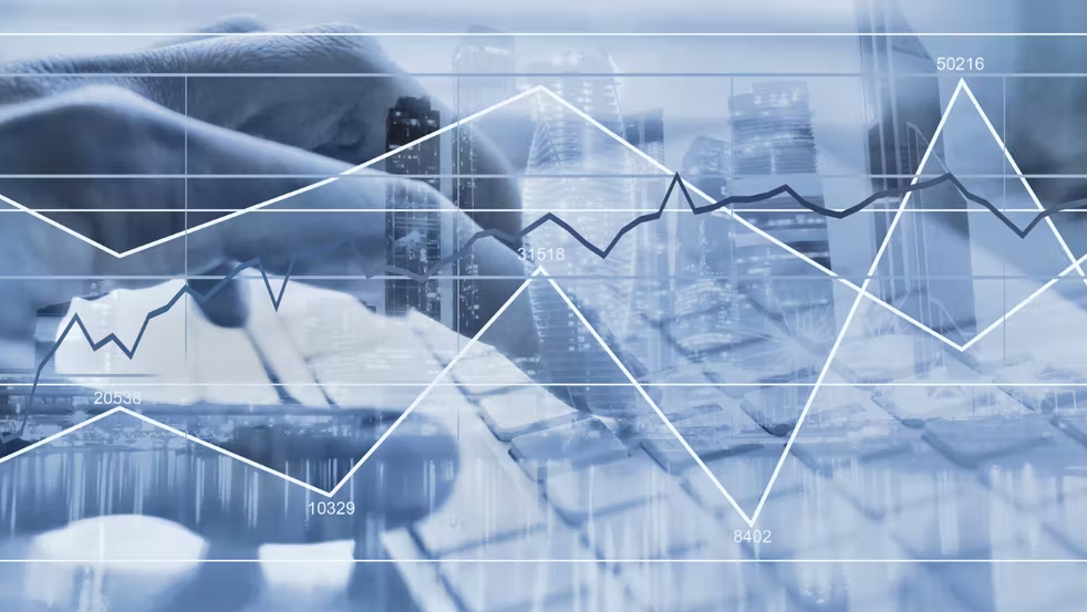 Economy Graphs Cr Anyaberkut Dreamstime 62a37f9618694