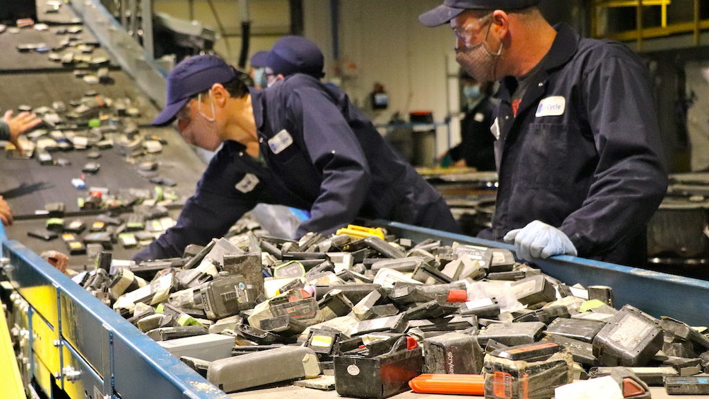 Li Cycle Facility Kingston Ontario Li Cycle Handout 1024x683 1 6537c9d2a3e7a