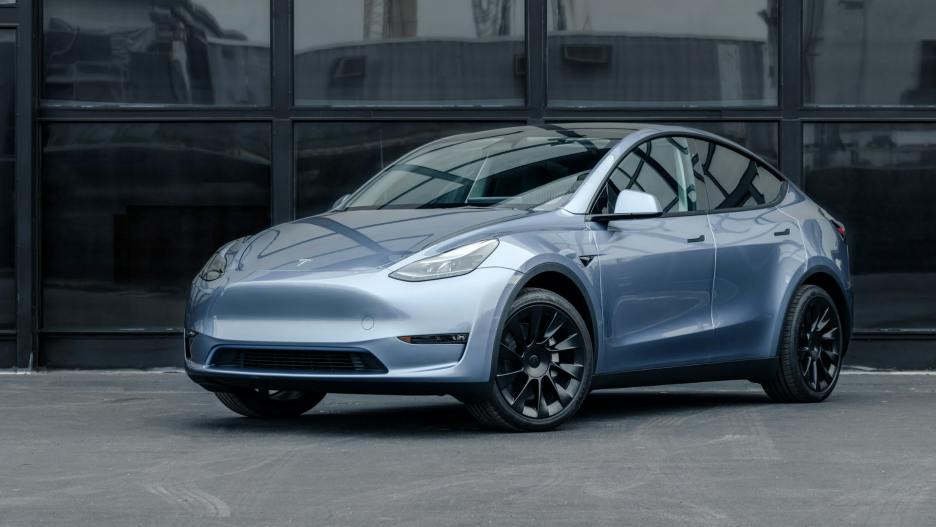 65b19d58e7babe001e720961 Tsla Model Y 2