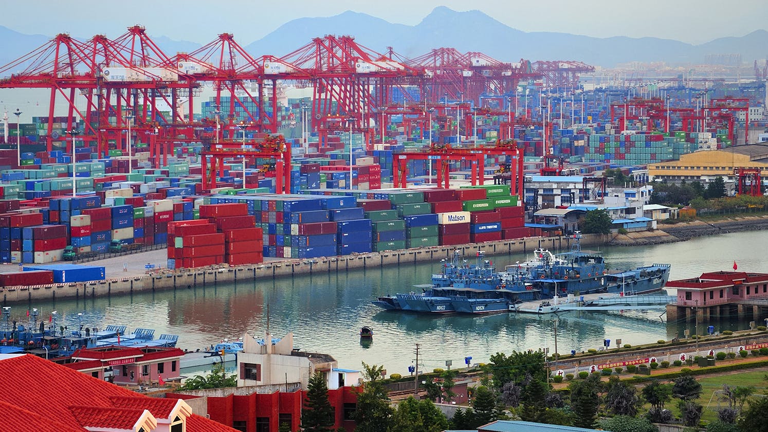 662a7c9e0f104e001eccaf48 China Port City