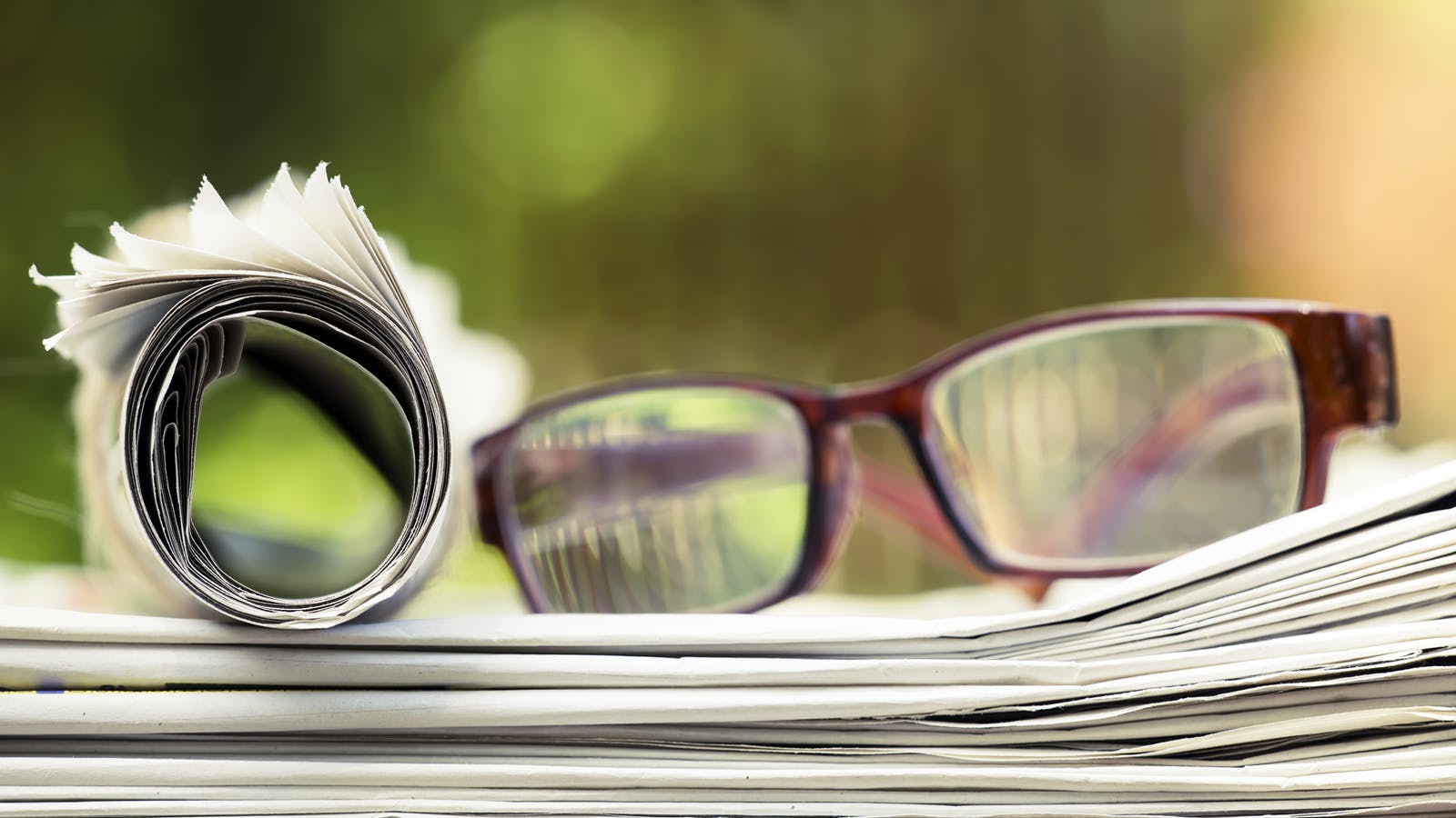 66f6ce5e5bc2d110ad2425f5 Readingglassesdreamstime131581999