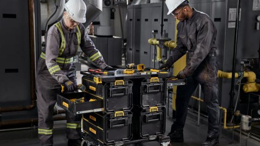 672251b21f3c927b716b6d69 Swk Trade Workers