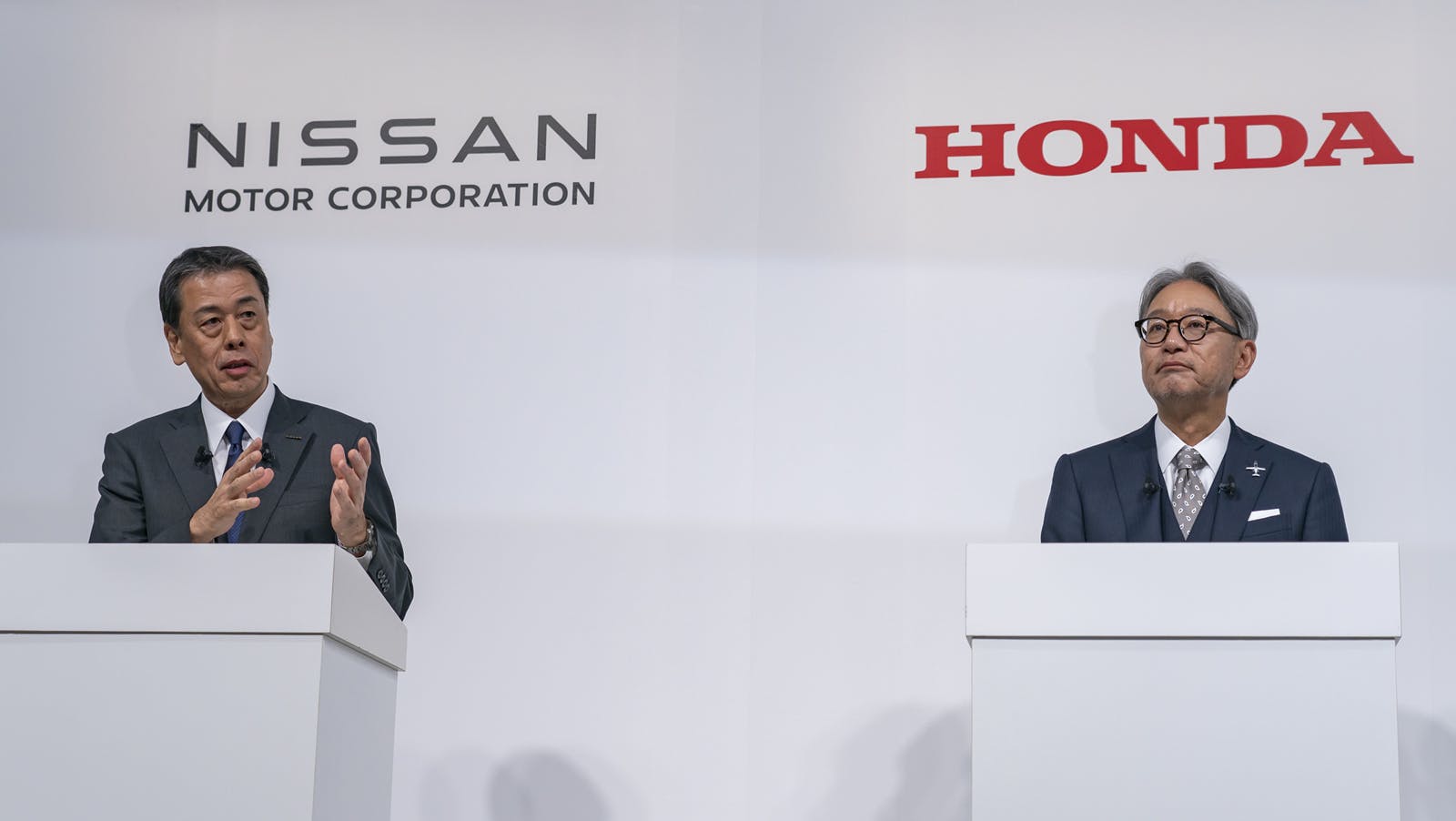 Honda, Nissan press conference announcing merger talks