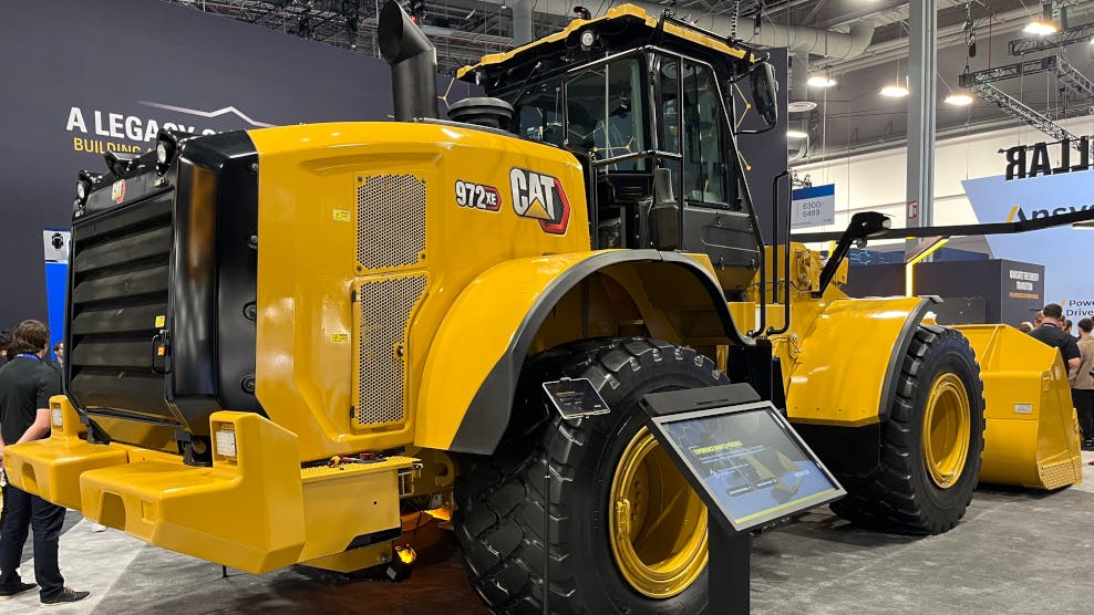 cat_978_xe_hybrid_exhibit