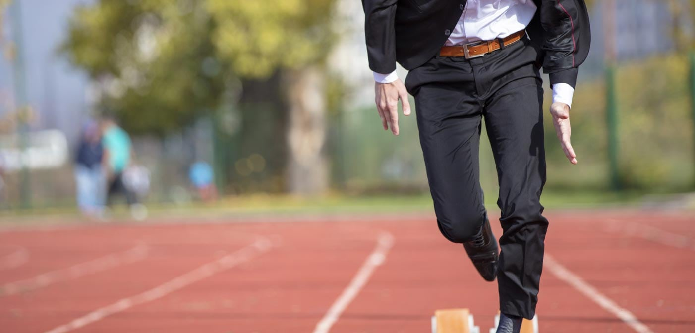 1018 Hn Stop Falling Behind Your Competitors1402x672