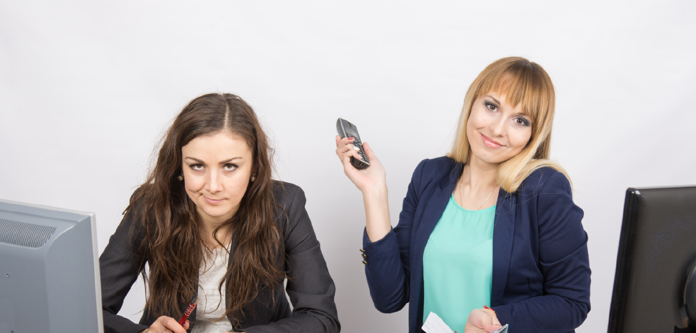 Hn0619 The Angry Smile