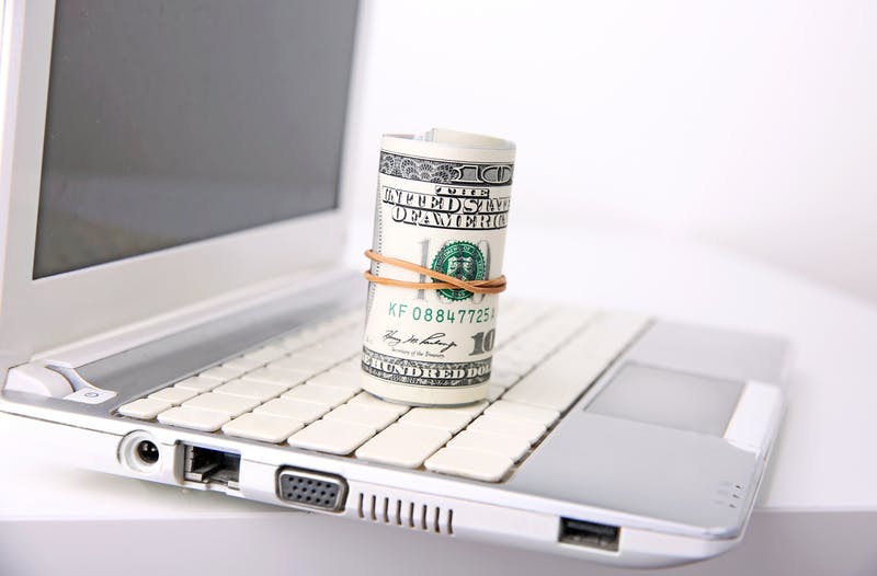 663d3fb0650b4eeb59eae59f Dreamstime S 110084217