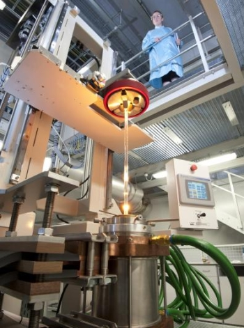 Fiber-drawing tower at ORC.