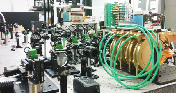 A high-power fiber laser array at AFRL Directed Energy Directorate uses an AdValue Photonics optical isolator developed under a US Air Force SBIR/STTR.