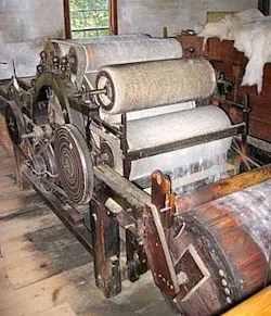 Th 0510ils Twohundred01 Th 0510ils Twohundred01