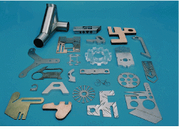 Adaptive optics allow operators of Bystronic laser cutters to fix the focal distance or vary it with control commands for processing stainless steel and aluminum.