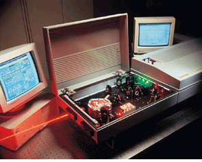 The extraordinary resonance architecture of the Sunlite OPO provides high-energy output over 450 to 1680 nm with a bandwidth of less than 0.1 cm-1.