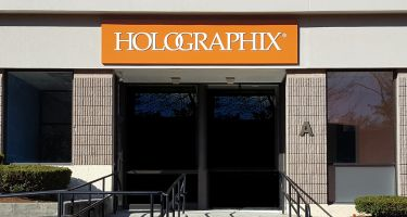 Content Dam Lfw Online Articles 2018 05 Holographix Web