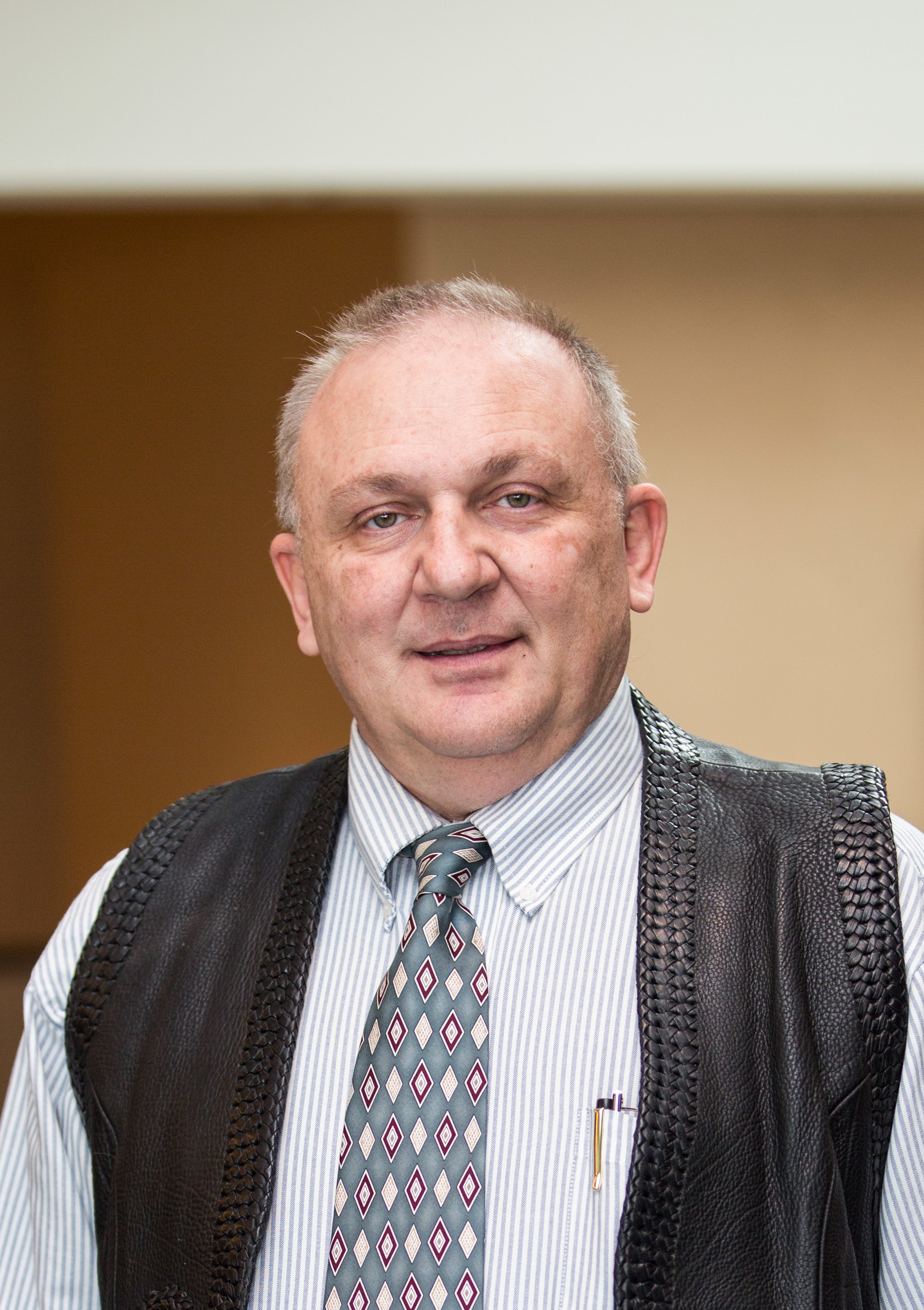 Ron Head Shot Lia 2018 Best