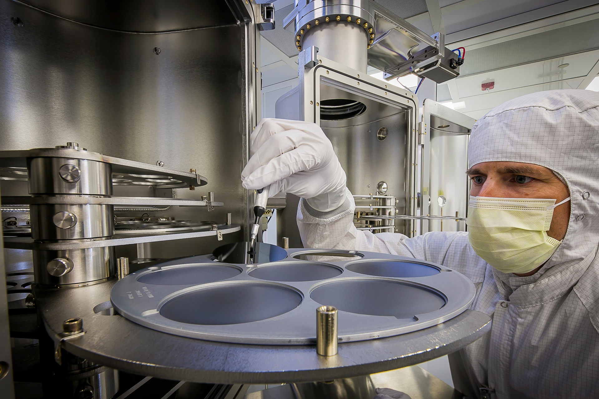 Lasertel focuses on custom high-power laser diode configurations, which can have short turnaround requirements.