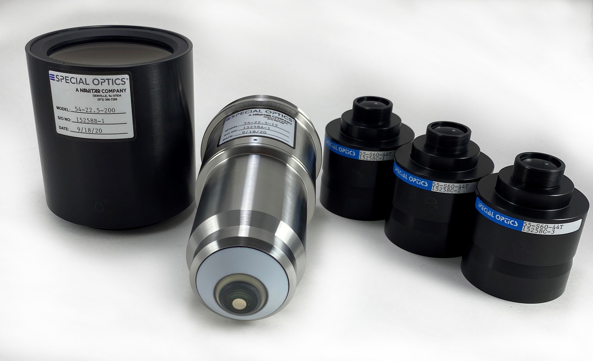 Custom microscope objective, scan lens, and tube lenses designed by Special Optics, A Navitar Company.