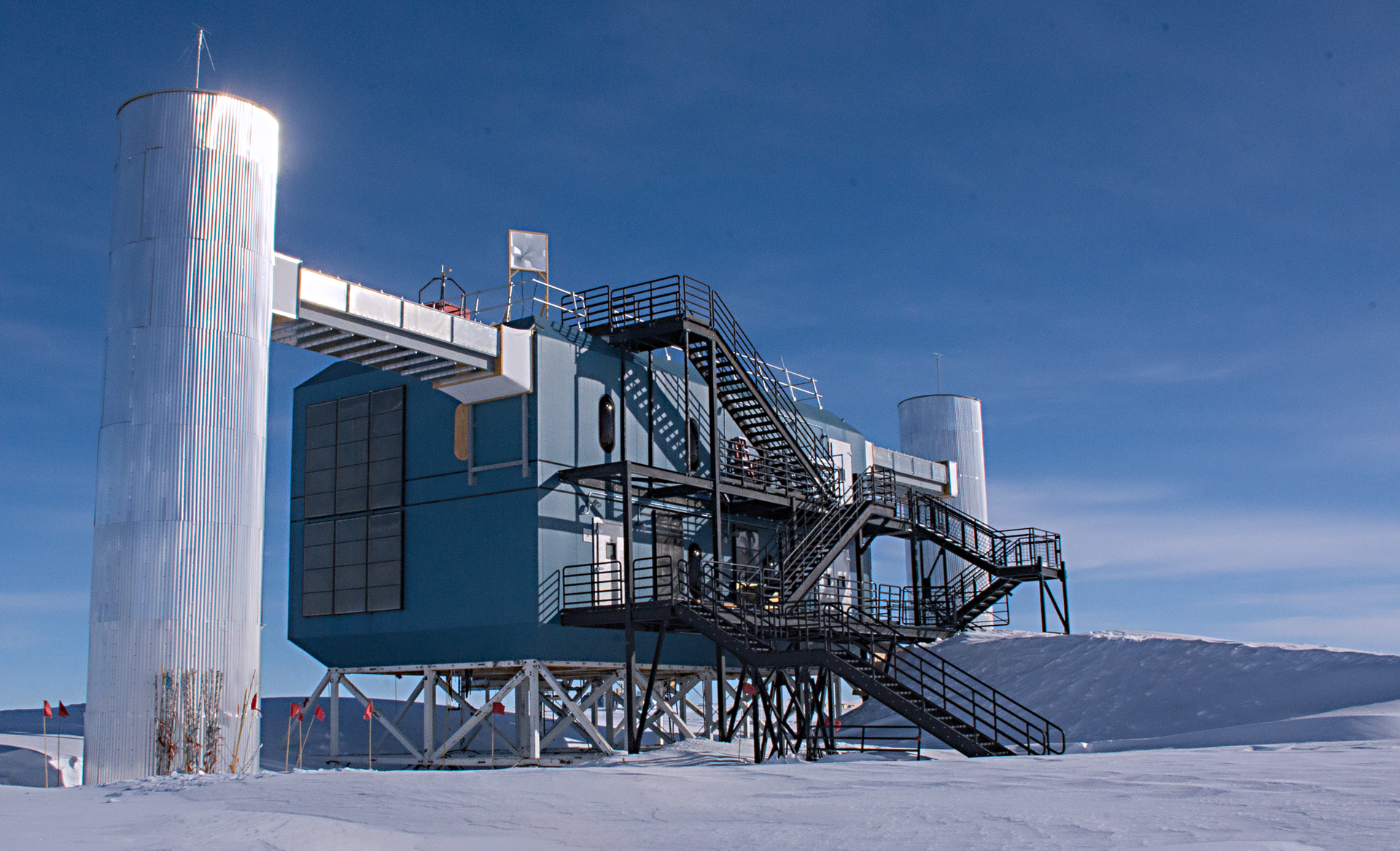 The IceCube Neutrino Observatory at NSF's Amundsen-Scott South Pole Station.