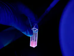 FIGURE 2. Fluorescent color changes can be observed in the test sample containing gallic acid when added to the quartz cuvette containing the Eu-MOF probe. FIGURE 2. Fluorescent color changes can be observed in the test sample containing gallic acid when added to the quartz cuvette containing the Eu-MOF probe.