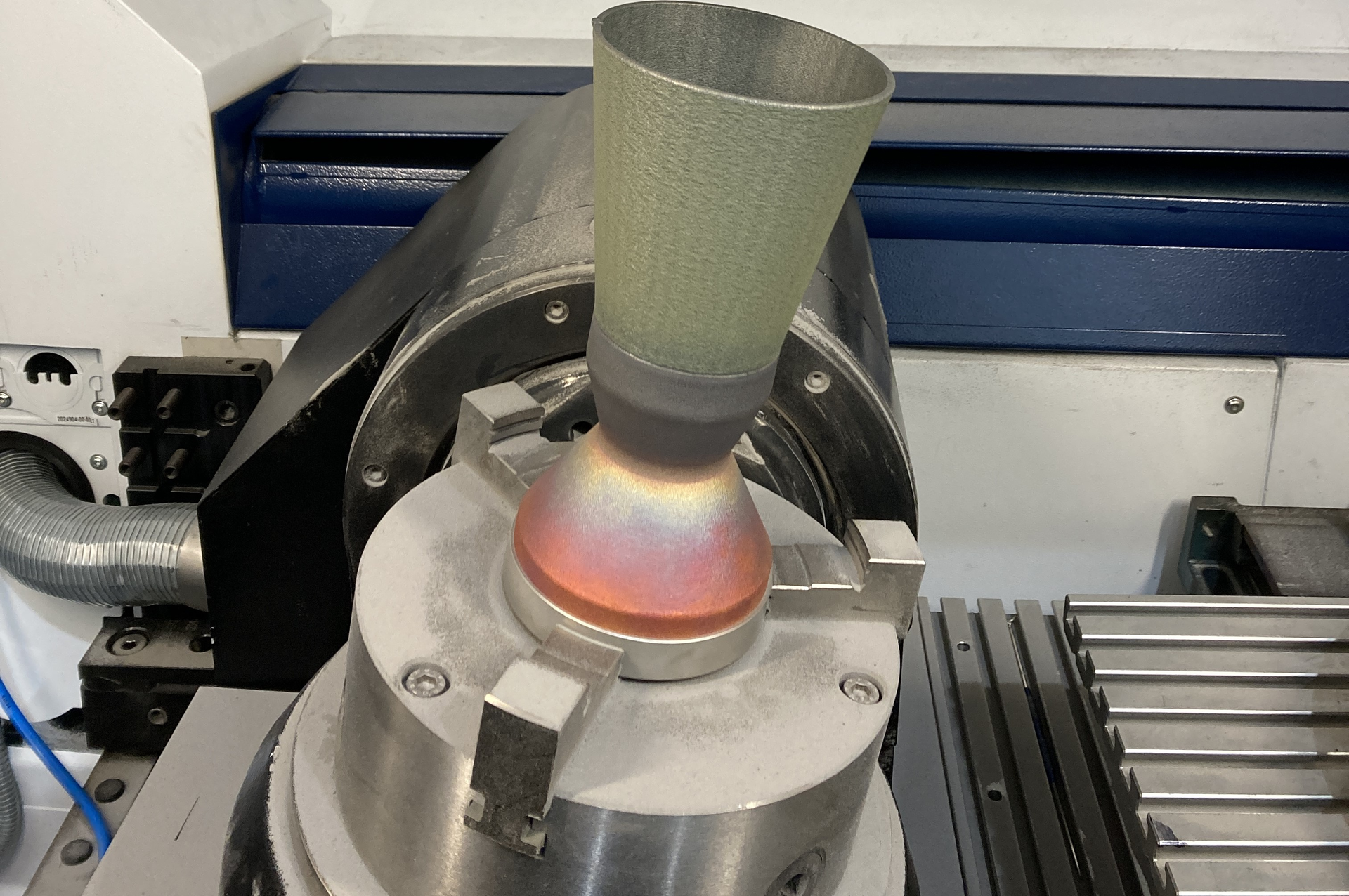 FIGURE 1. LMD processing of the 718 portion of the hybrid component.