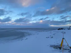 FIGURE 3. Using distributed acoustic sensing, the researchers recorded ambient seismic noise and changes in sea ice cover to track its retreat and formation in greater detail. FIGURE 3. Using distributed acoustic sensing, the researchers recorded ambient seismic noise and changes in sea ice cover to track its retreat and formation in greater detail.