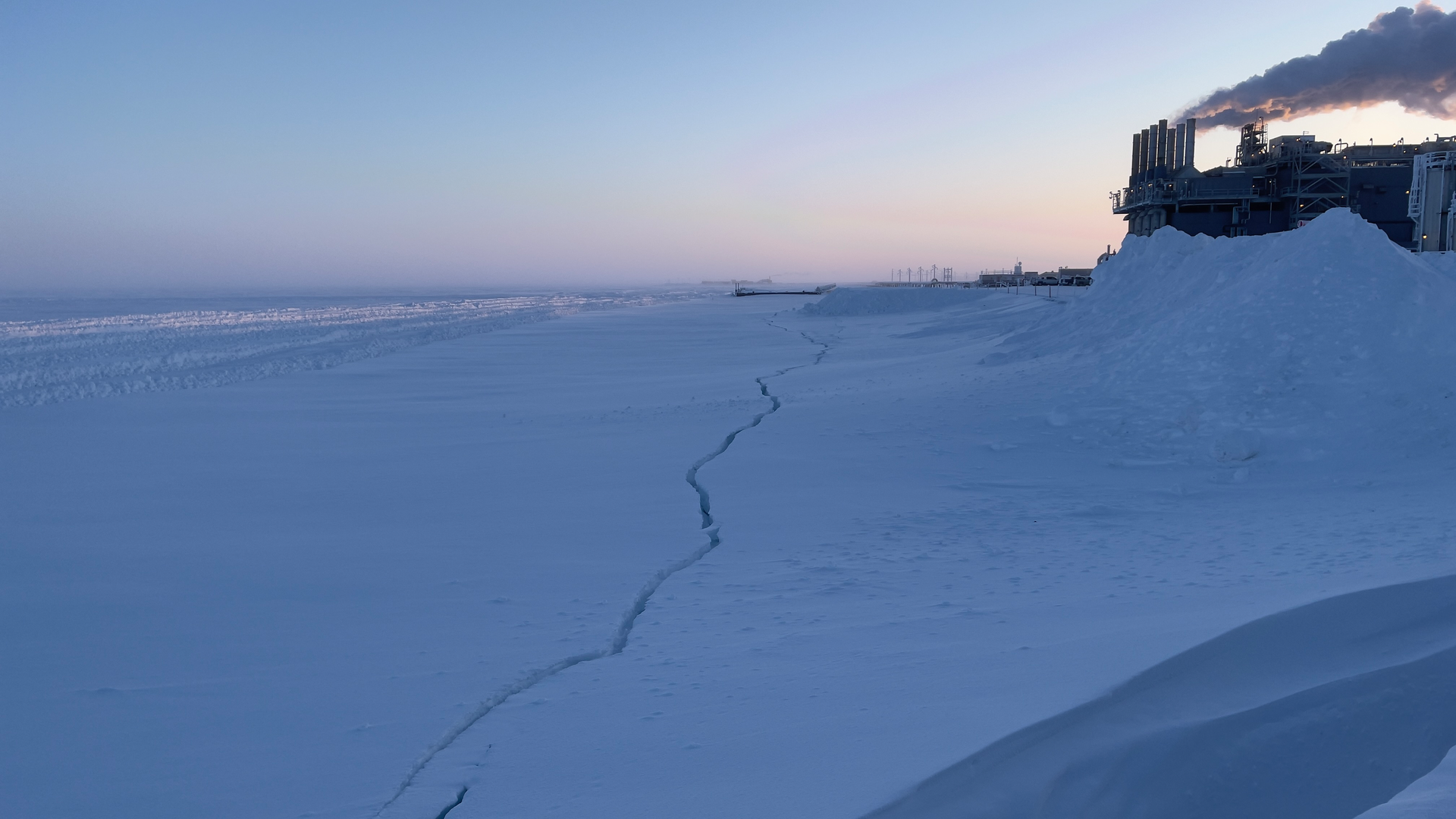 FIGURE 1. Along 37.4 km of the fiber optic cable, the researchers observed abrupt changes up to about 10 km that occurred in less than 24 hours.