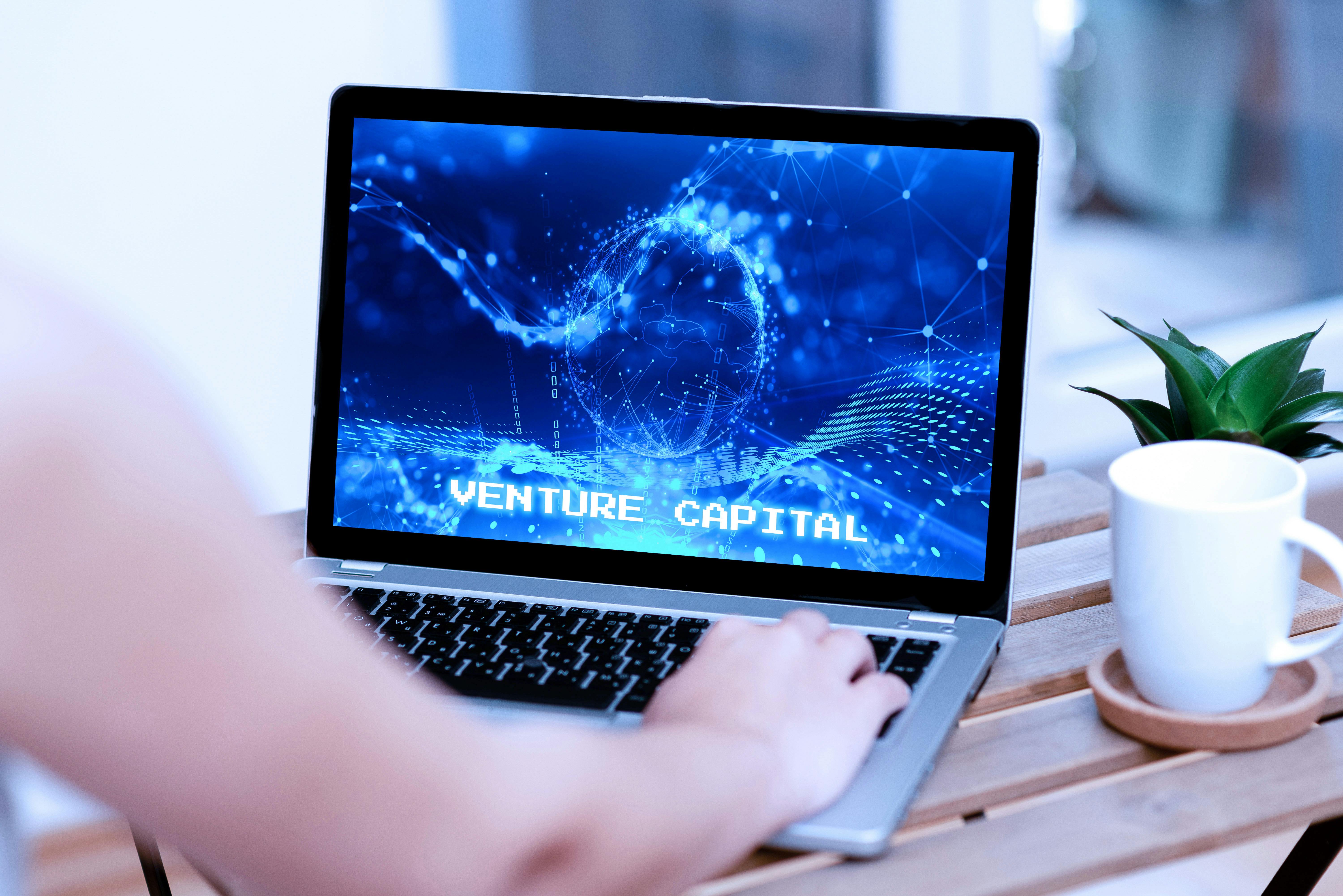 67f82d95484a1bb8d0136730 Dreamstime Xxl 240020390