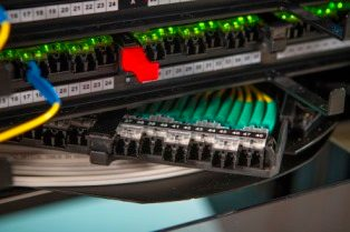 Content Dam Lw En Articles 2016 Innovation Reviews Commscope Qrapid Panel Leftcolumn Article Thumbnailimage File