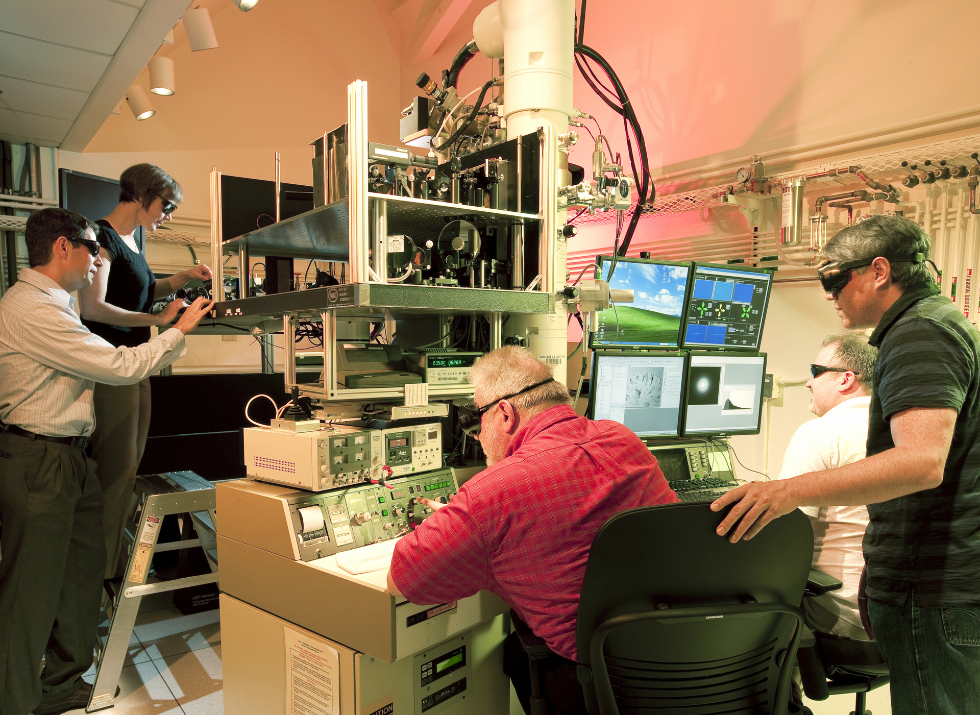 Because the Dynamic Transmission Electron Microscope DTEM can capture processes at high temporal resolutions at the nearatomic levelmdashas small as 10 nm or 100 angstrommdashit has proven useful for capturing rapid intermediate steps in reactions found in chemistry biology and materials science