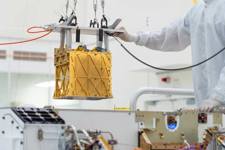 El rover de la NASA extrae oxígeno de la atmósfera marciana