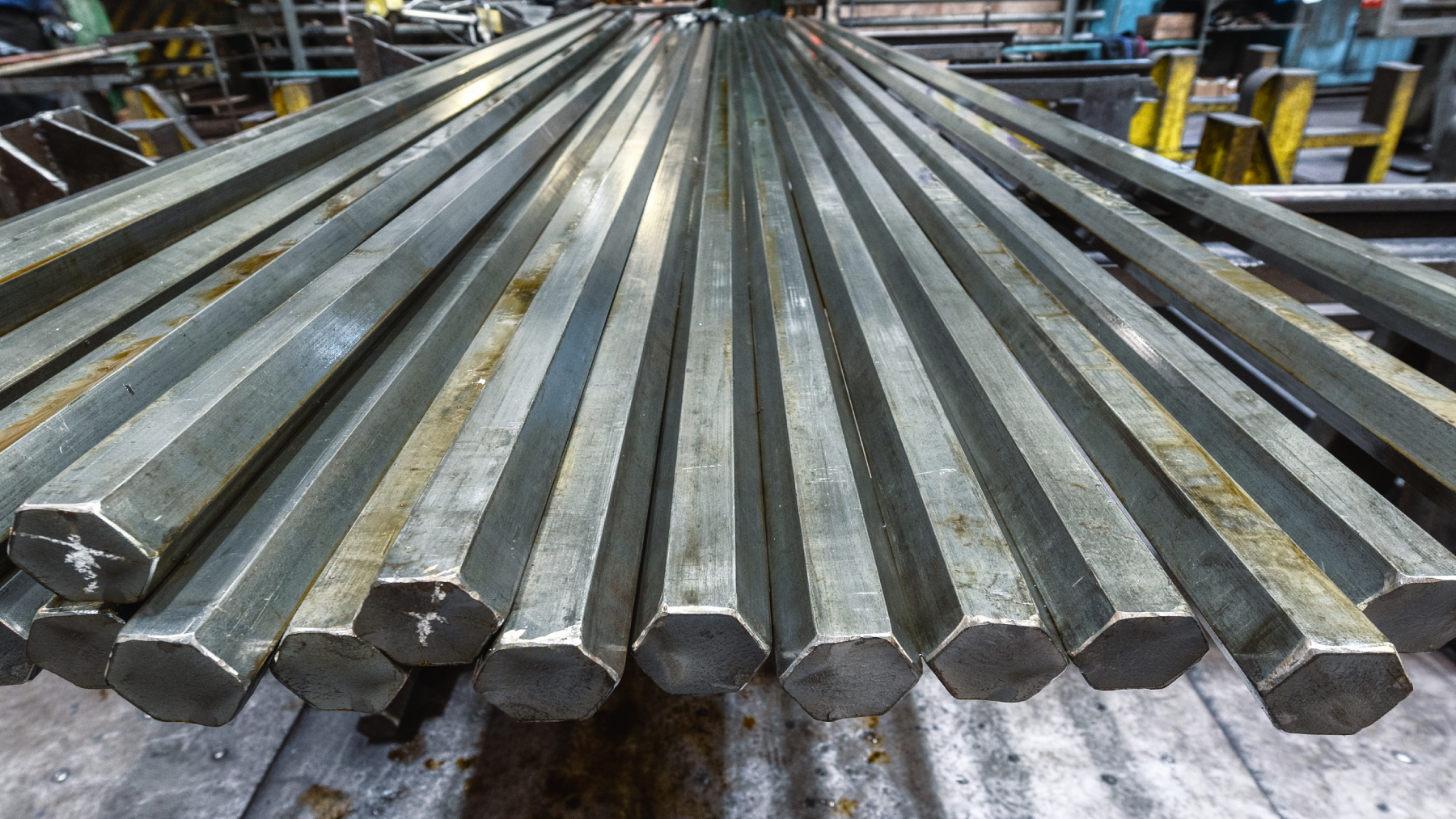 Bundle of hexagonal metal rods, hot rolled steel
