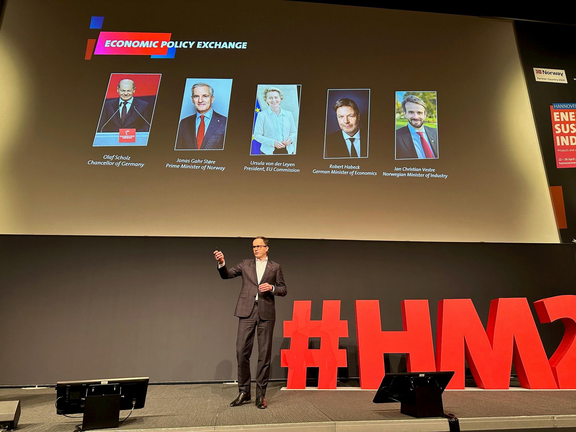 Dr. Jochen K&ouml;ckler, CEO of Deutsche Messe AG, addresses international trade press invited to a preview of technologies represented at Hannover Messe 2024.