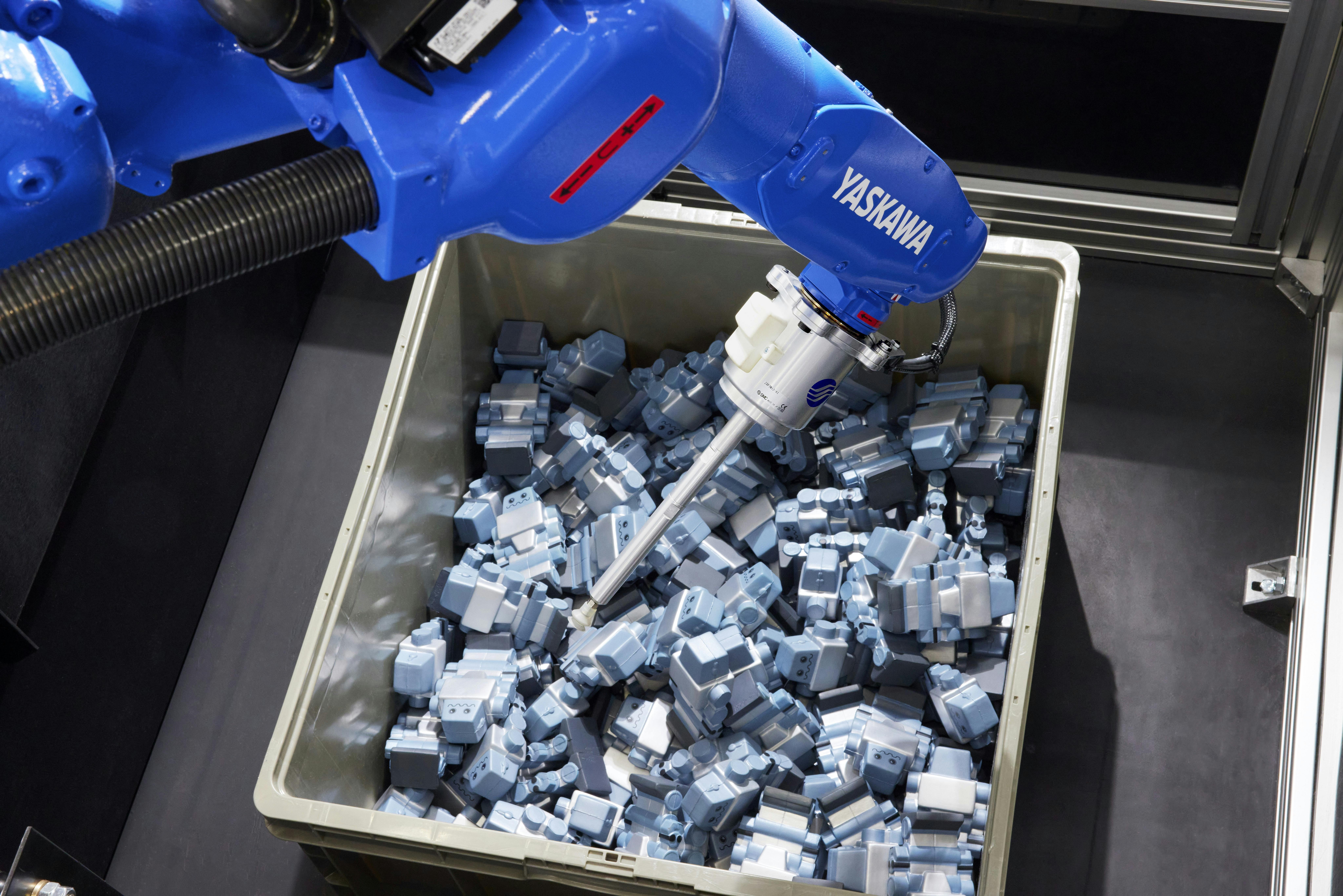 663be97aa3969a6ef95774c6 Gp8l 3d Bin Picking Cu