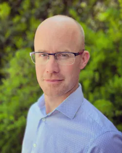 jason_walker_headshot jason_walker_headshot