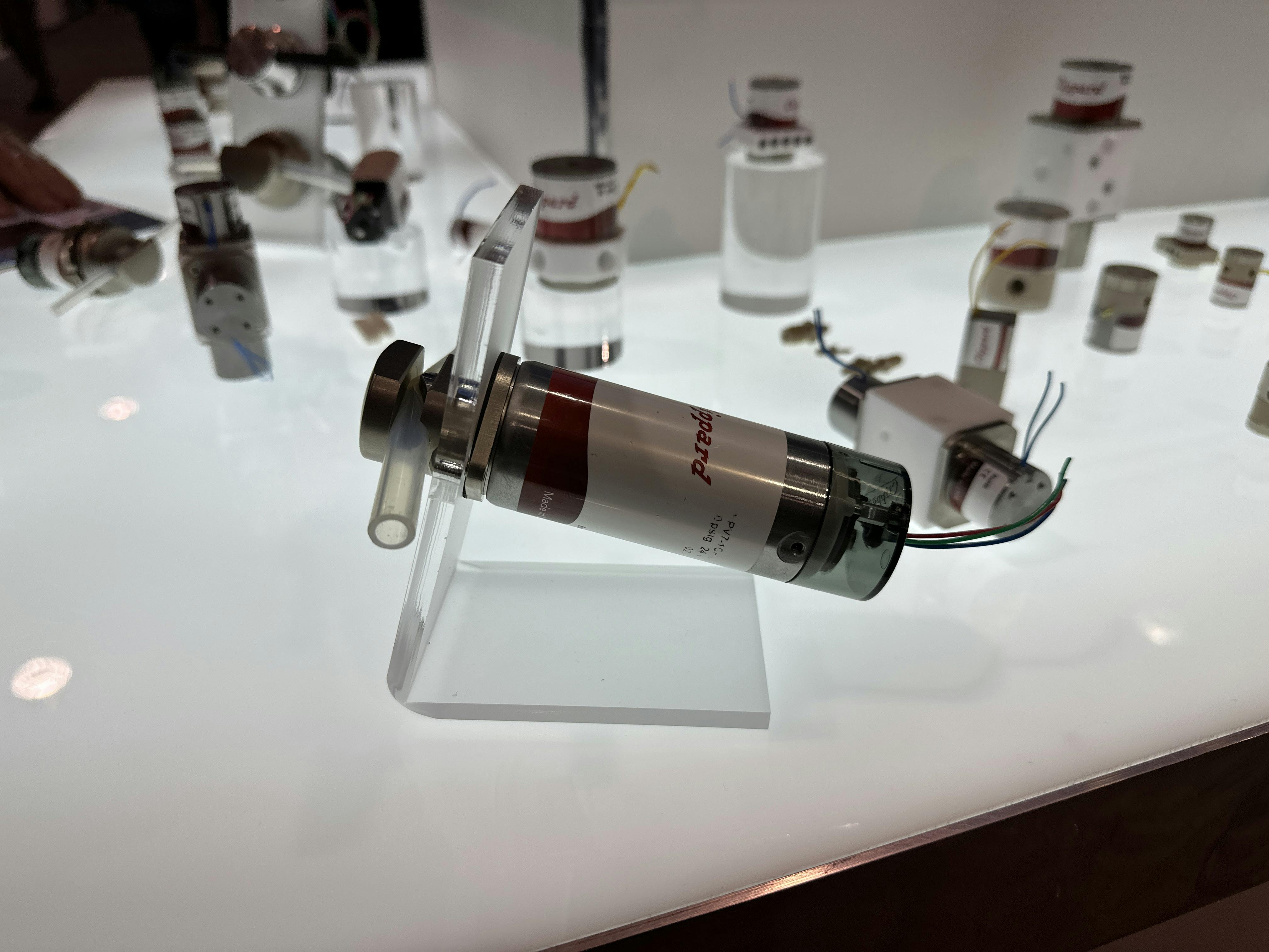 Clippard&rsquo;s NPV-7 Long Stroke Pinch Valves