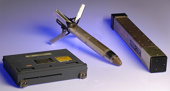 Navy asks BAE Systems to build T-1687/ALE-70(V) electronic warfare (EW) towed decoys for F-35